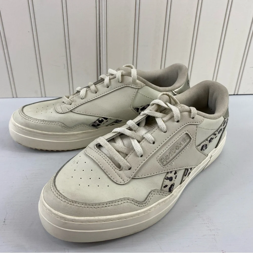 Reebok Women's Club Memt Bold‎ H02786 Beige Leopard Print Sneaker Shoes Size 7.5